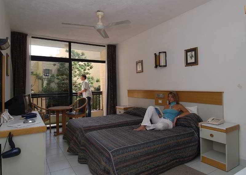 Canifor Hotel St. Paul's Bay Dış mekan fotoğraf