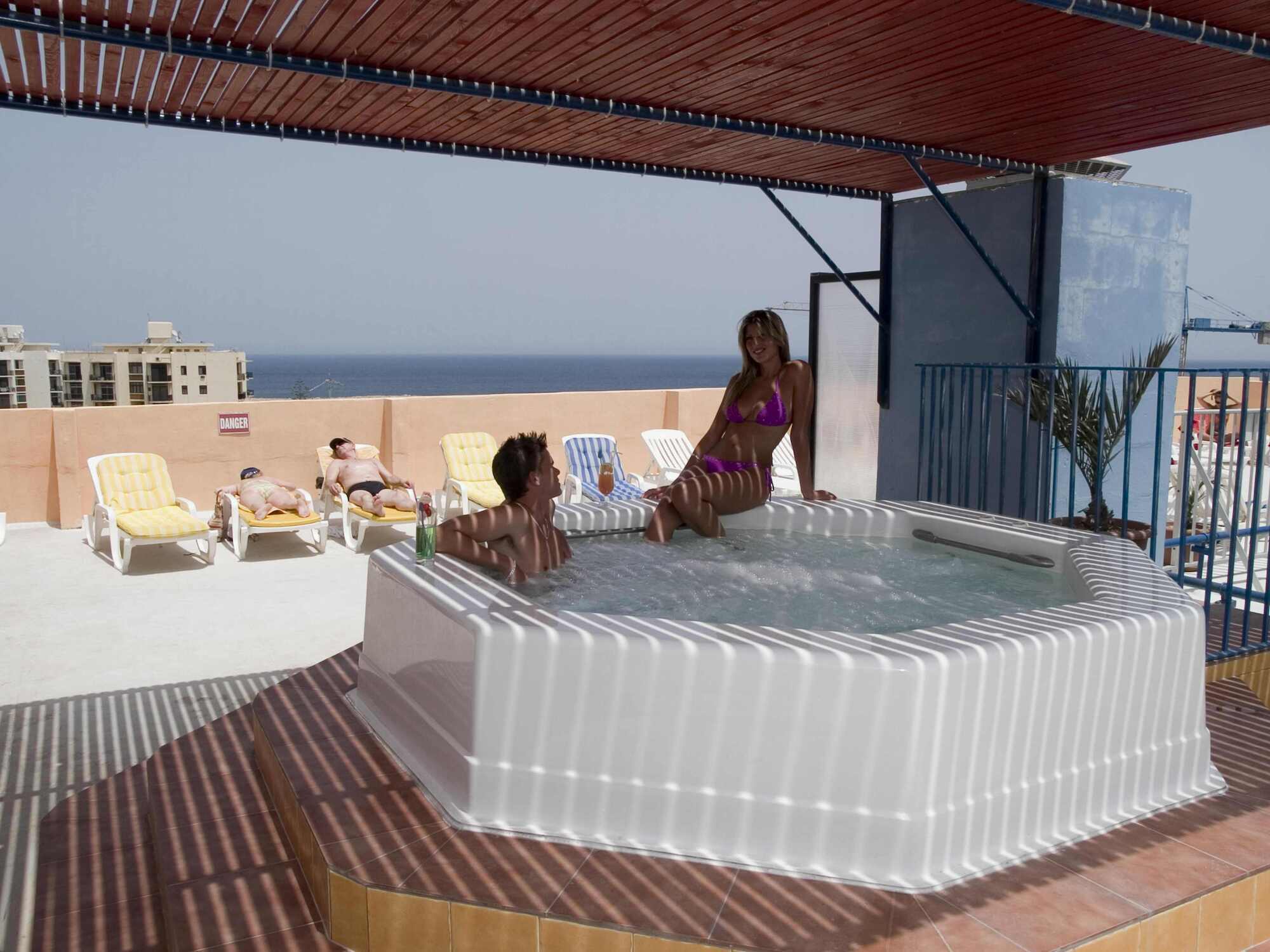Canifor Hotel St. Paul's Bay Dış mekan fotoğraf